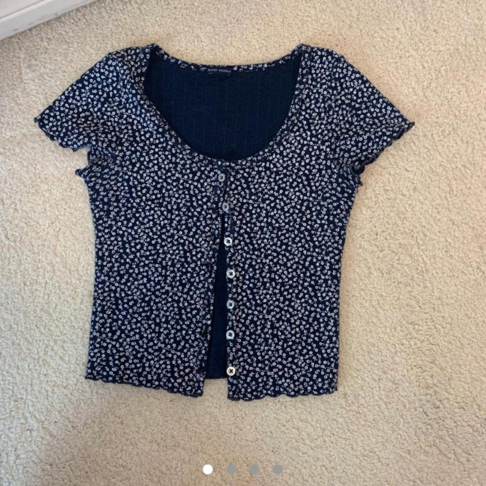 Brandy Melville Top!